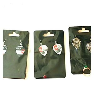 Guitar pick earings